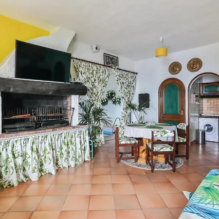 En Bord De à Avec Piscine Privée 80 M² *