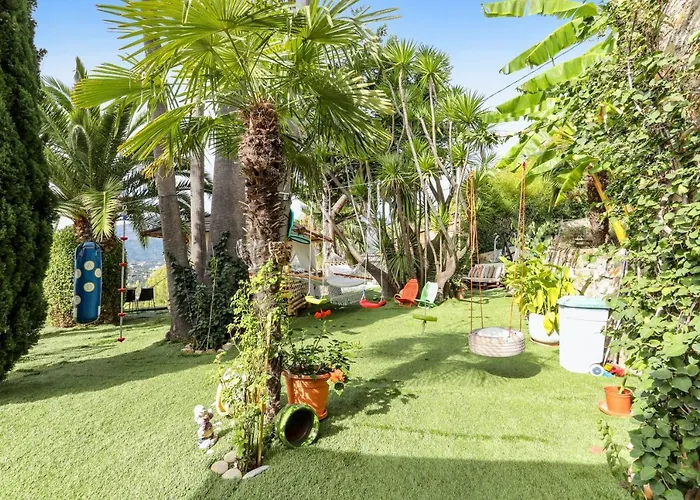 En Bord De à Avec Piscine Privée 80 M² *